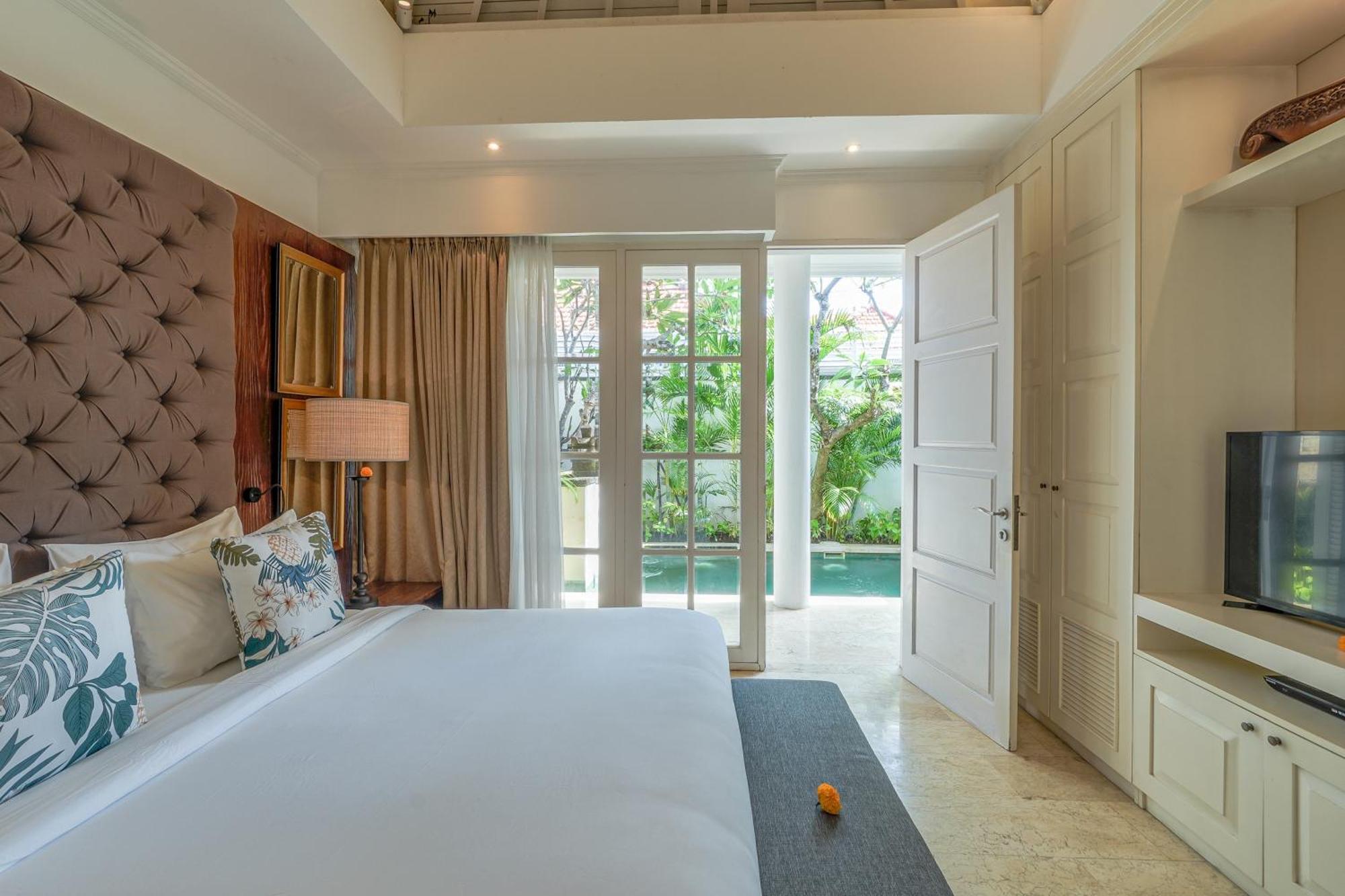 Mosan House - Unique Art-Filled Gem In Perfect Location A Short Walk From The Beach Or Seminyak Square Including Ac Office For Remote Working Екстер'єр фото