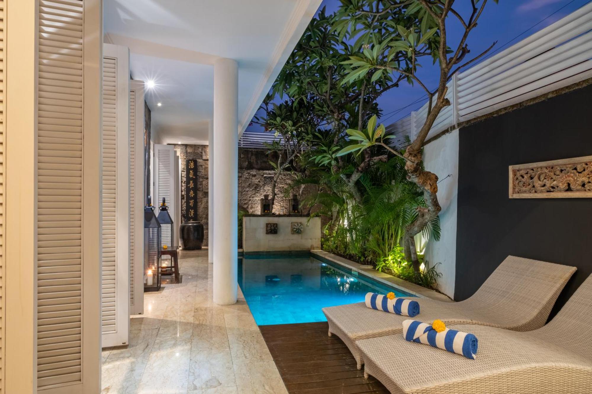 Mosan House - Unique Art-Filled Gem In Perfect Location A Short Walk From The Beach Or Seminyak Square Including Ac Office For Remote Working Екстер'єр фото