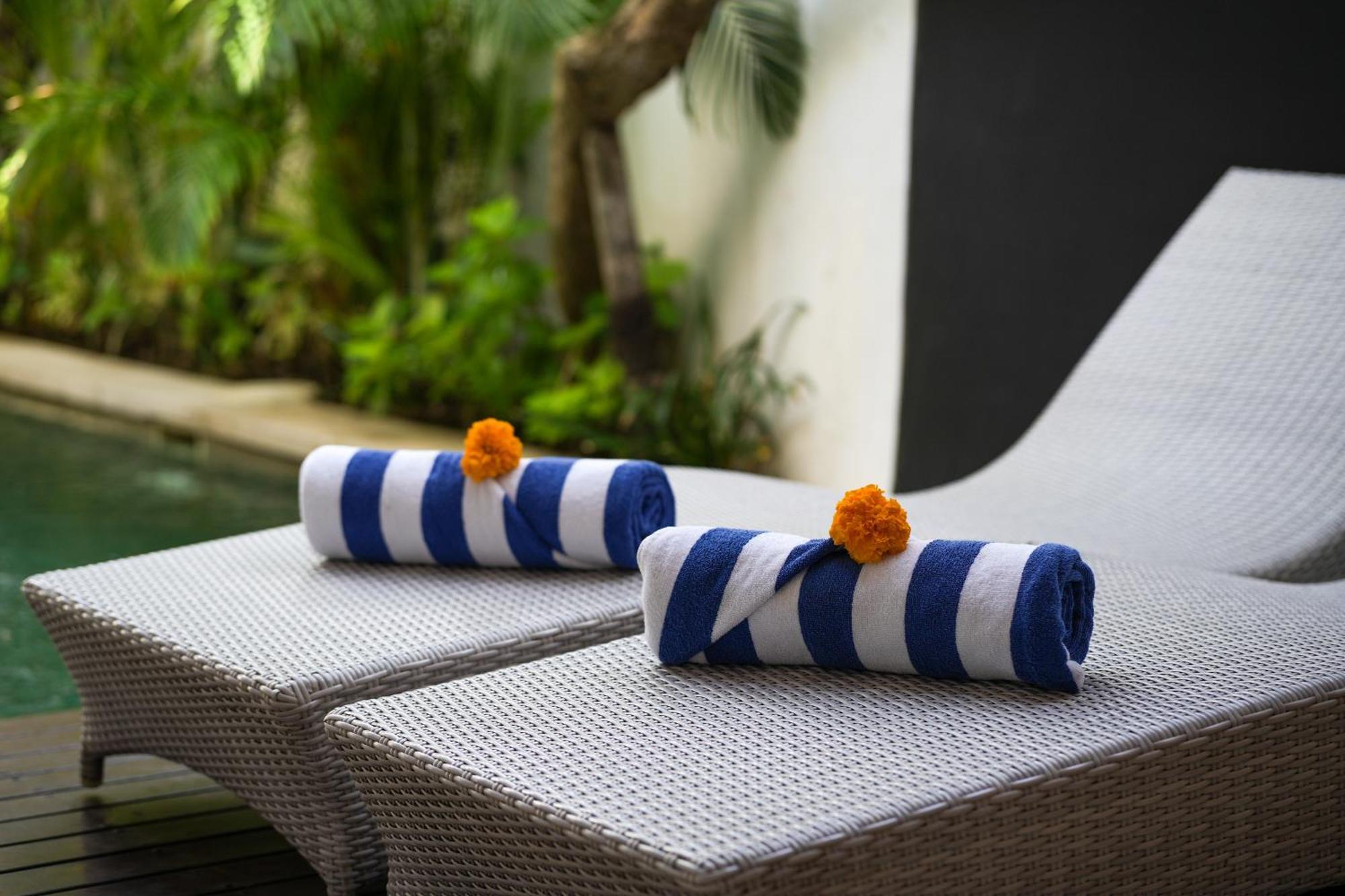 Mosan House - Unique Art-Filled Gem In Perfect Location A Short Walk From The Beach Or Seminyak Square Including Ac Office For Remote Working Екстер'єр фото